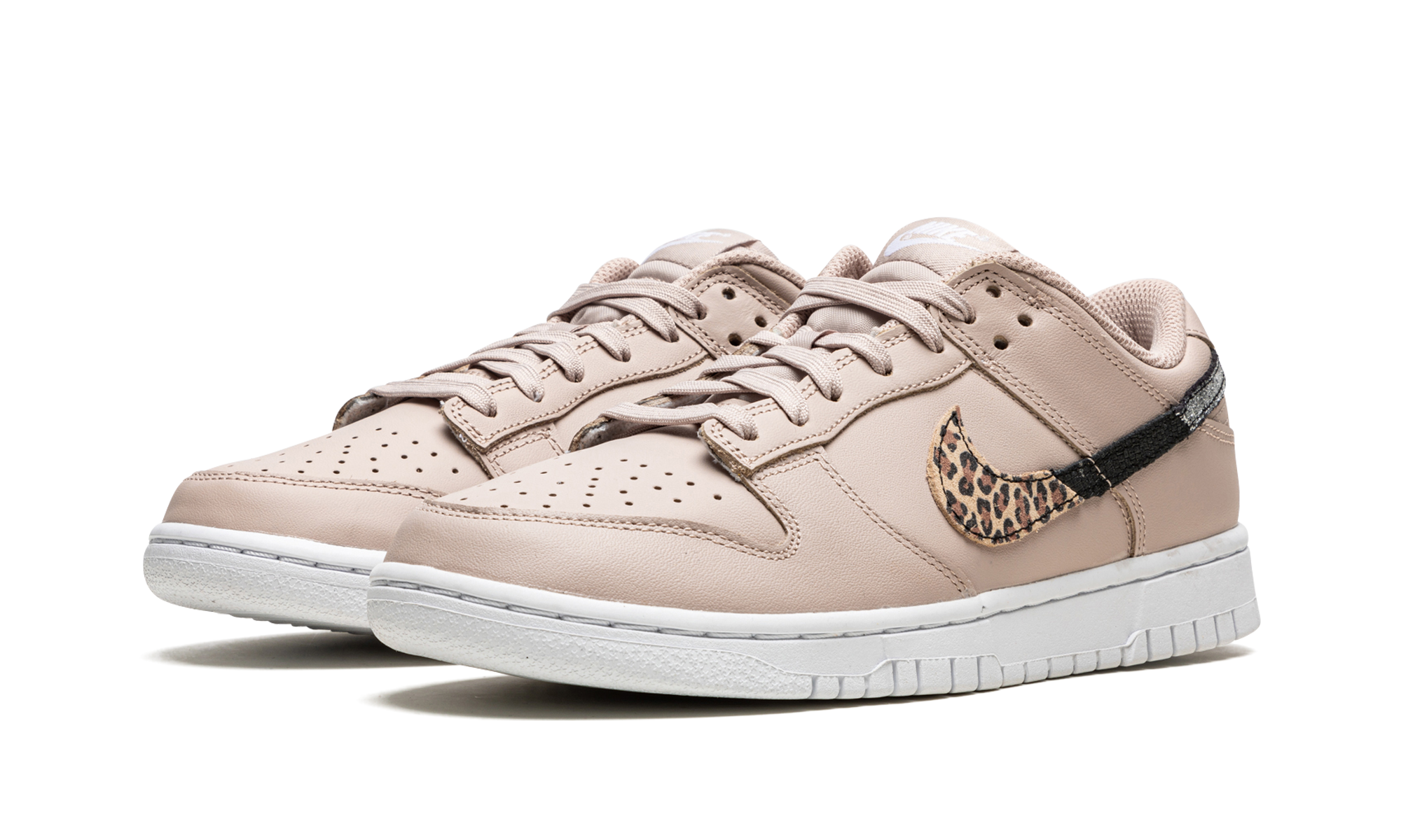 Nike Dunk Low SE Primal Pink (W) 2