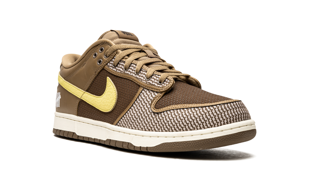 Nike Dunk Low SP x Undefeated Canteen Dunk 8