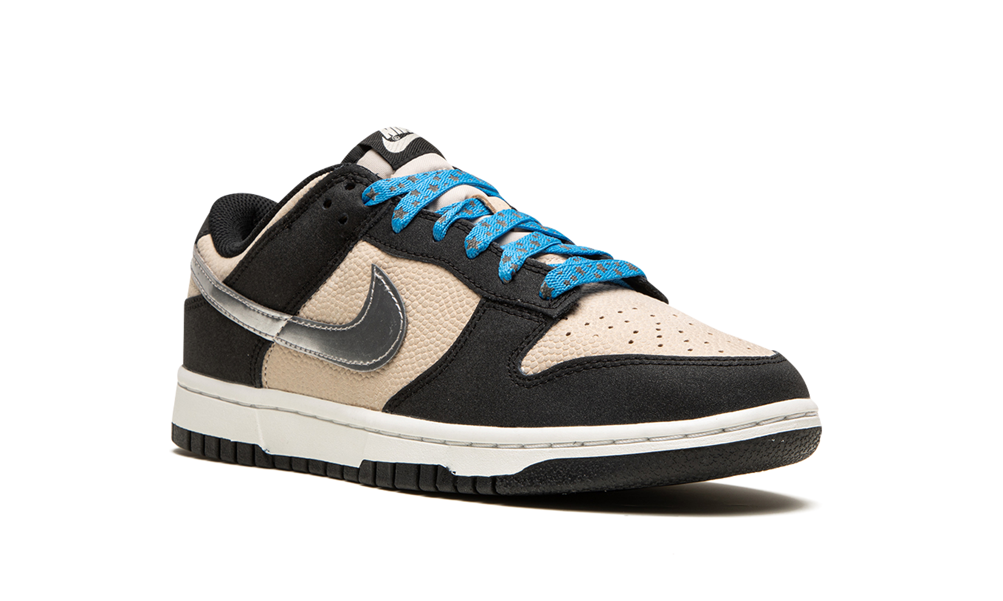 Nike Dunk Low Starry Laces 2
