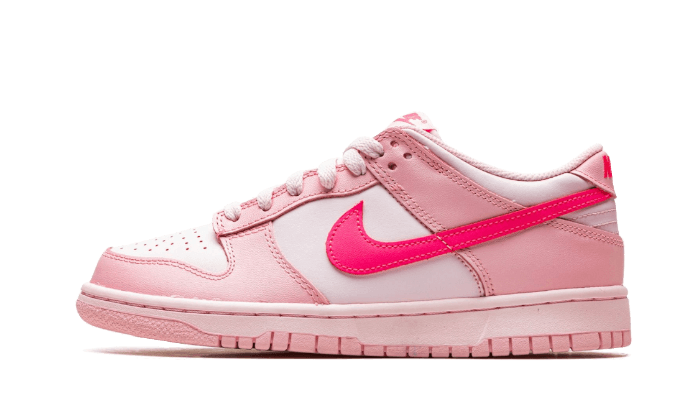 Nike Dunk Low Triple Pink (Barbie) 1