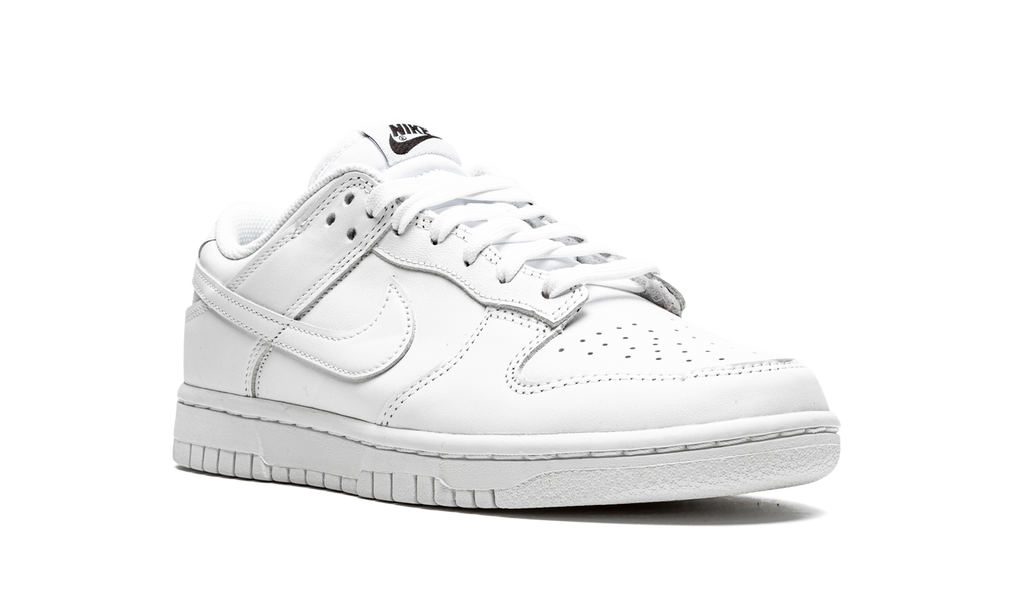 Nike Dunk Low Triple White (W) 8