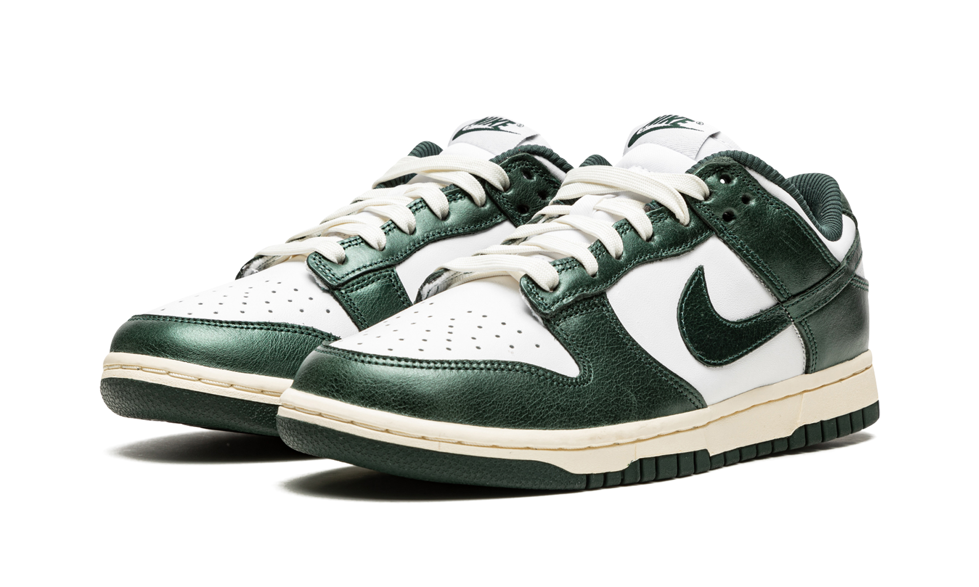 Nike Dunk Low Vintage Green 3