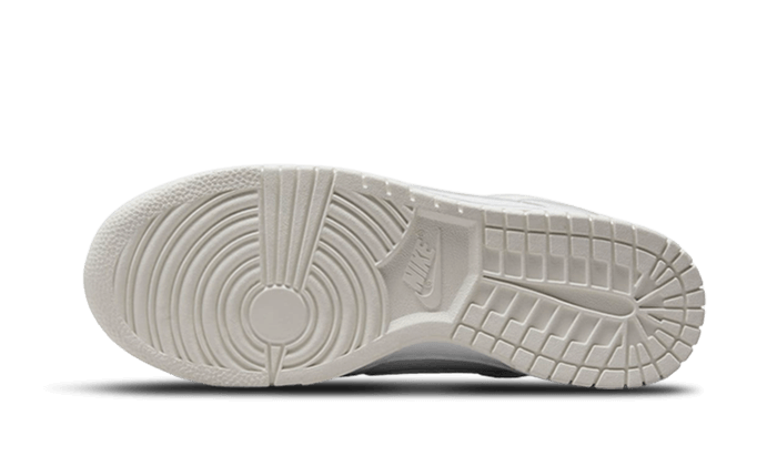 Nike Dunk Low Yellow Heart 6