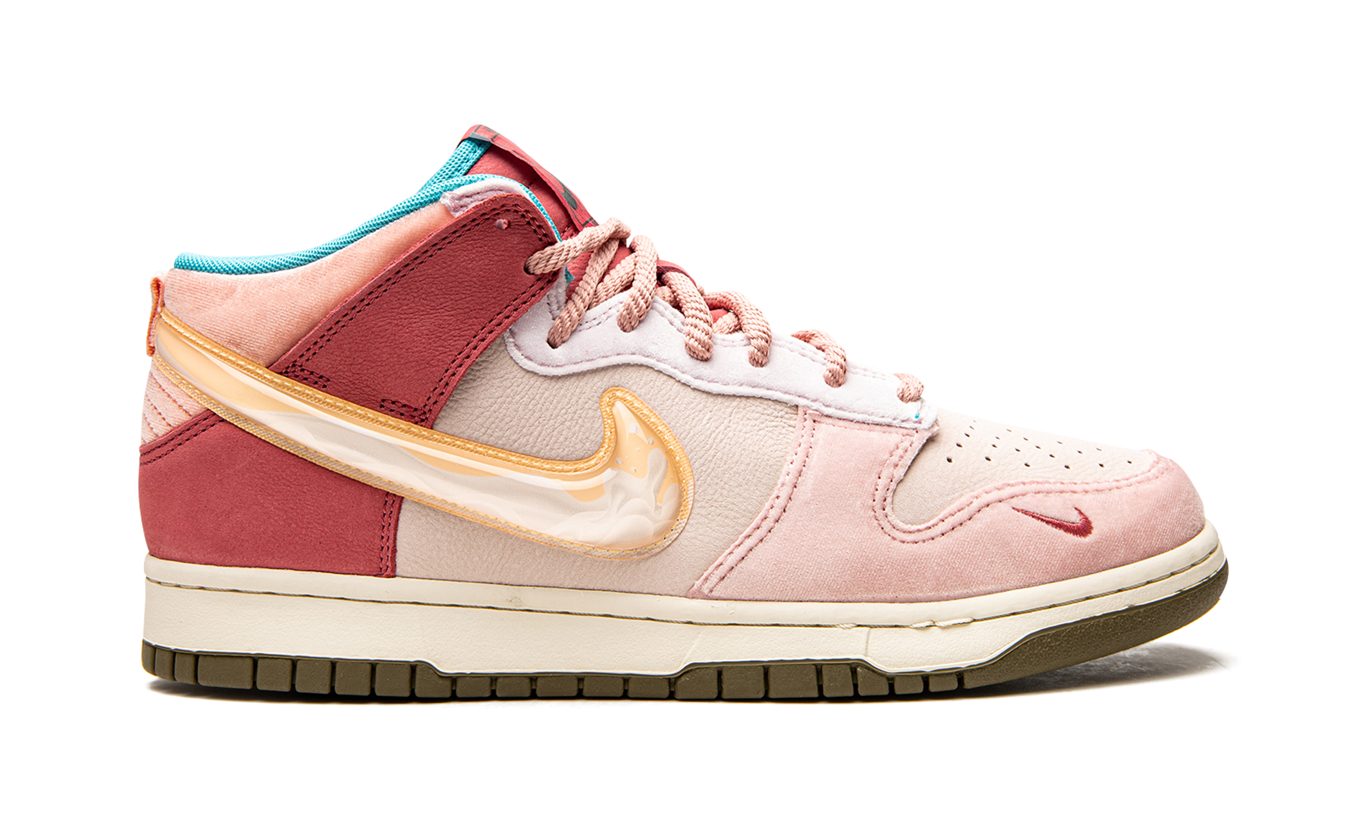 Nike Dunk Mid Social Status Free Lunch Strawberry Milk