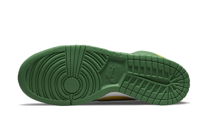 Nike SB Dunk High Supreme By Any Means Brazil 3