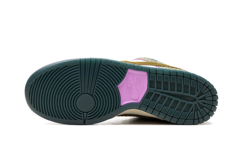 Nike SB Dunk Low 'Alexis Sablone Chameleon' 6