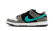 Nike SB Dunk Low atmos Elephant 1