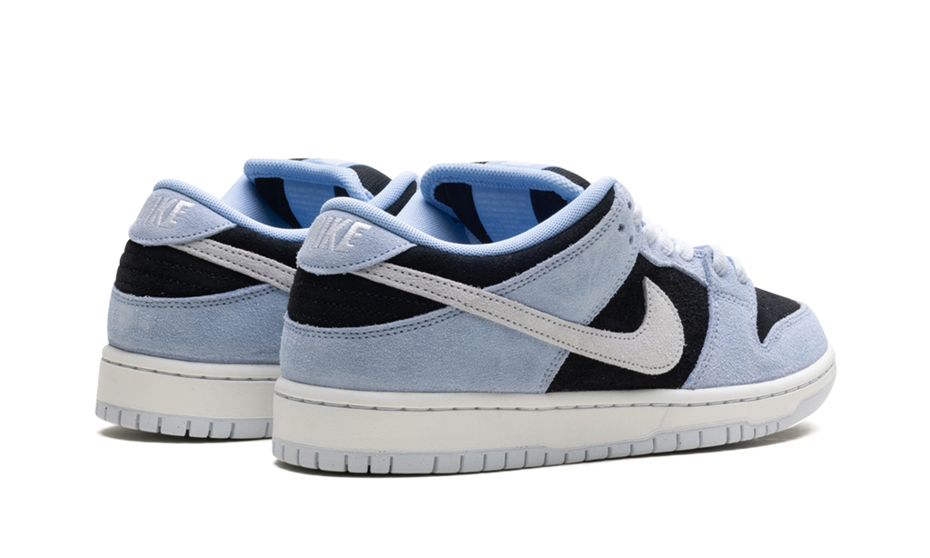 Nike SB Dunk Low 'Black Aluminum' 4