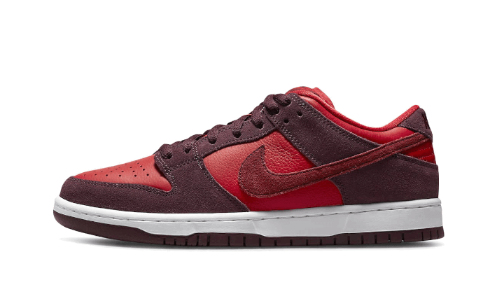 Nike SB Dunk Low Cherry 4