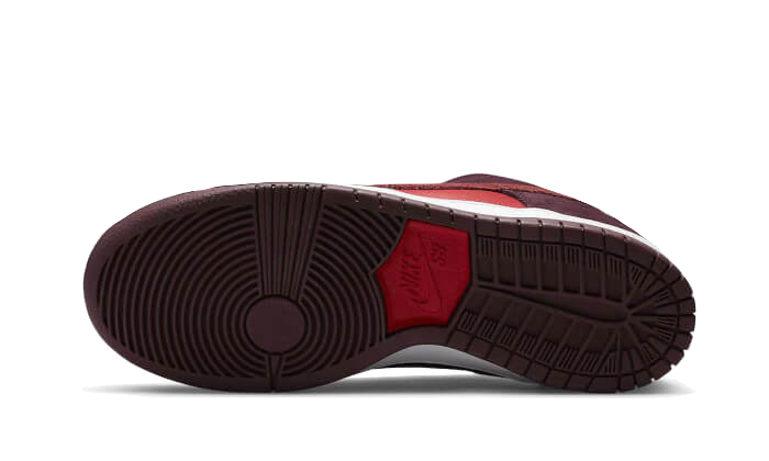 Nike SB Dunk Low Cherry 6
