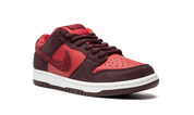 Nike SB Dunk Low Cherry