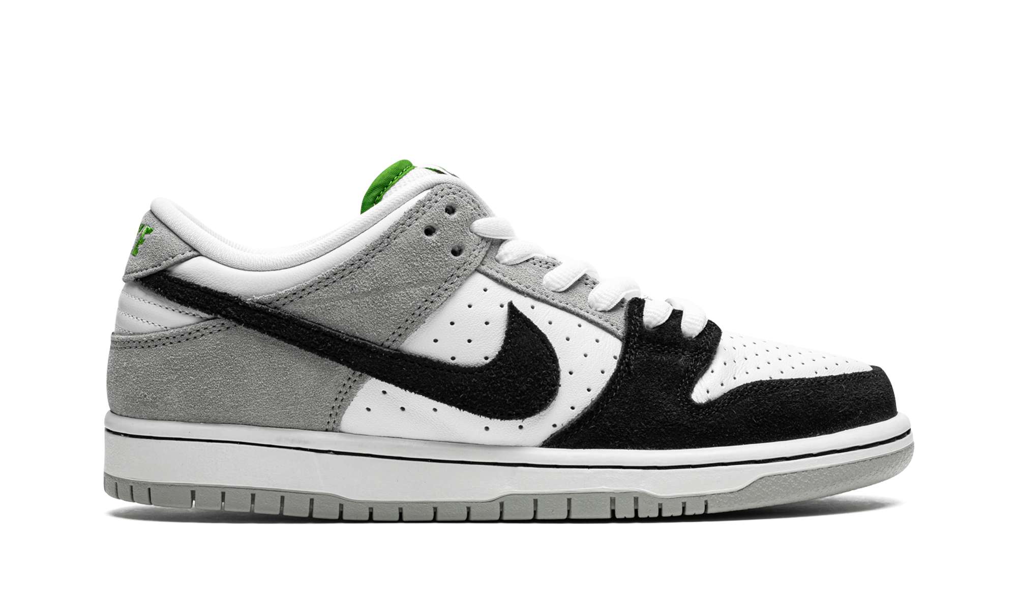 Nike SB Dunk Low Chlorophyll