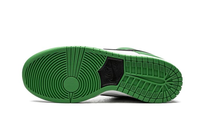 Nike SB Dunk Low Classic Green 4