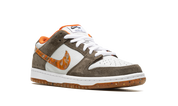 Nike SB Dunk Low Crushed D.C. 8