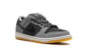Nike SB Dunk Low 'Dark Smoke Grey' 2