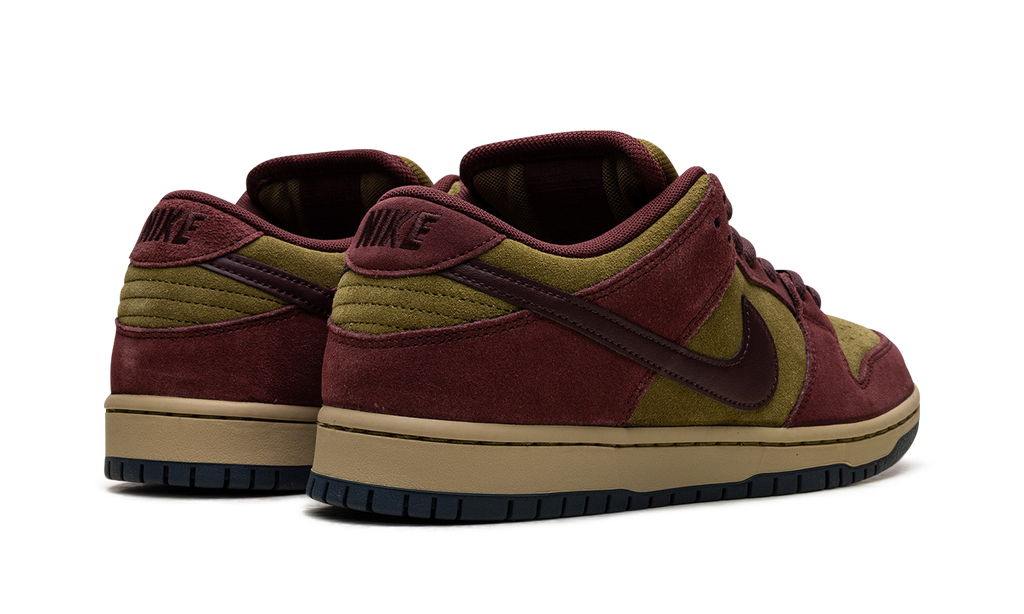 Nike SB Dunk Low Dark Team Red Olive Flak 4