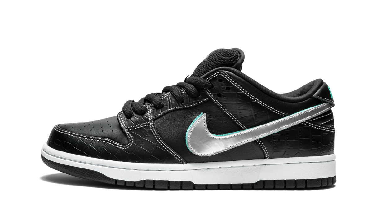 Nike SB Dunk Low Diamond Supply Co. Black Diamond 1