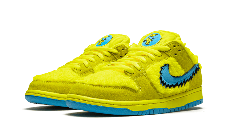 Nike SB Dunk Low Grateful Dead Bears Yellow 2