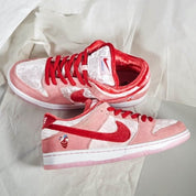 Nike SB Dunk Low Strangelove 6