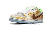 Nike SB Dunk Low Street Hawker (2021)
