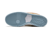 Nike SB Dunk Low Street Hawker (2021)
