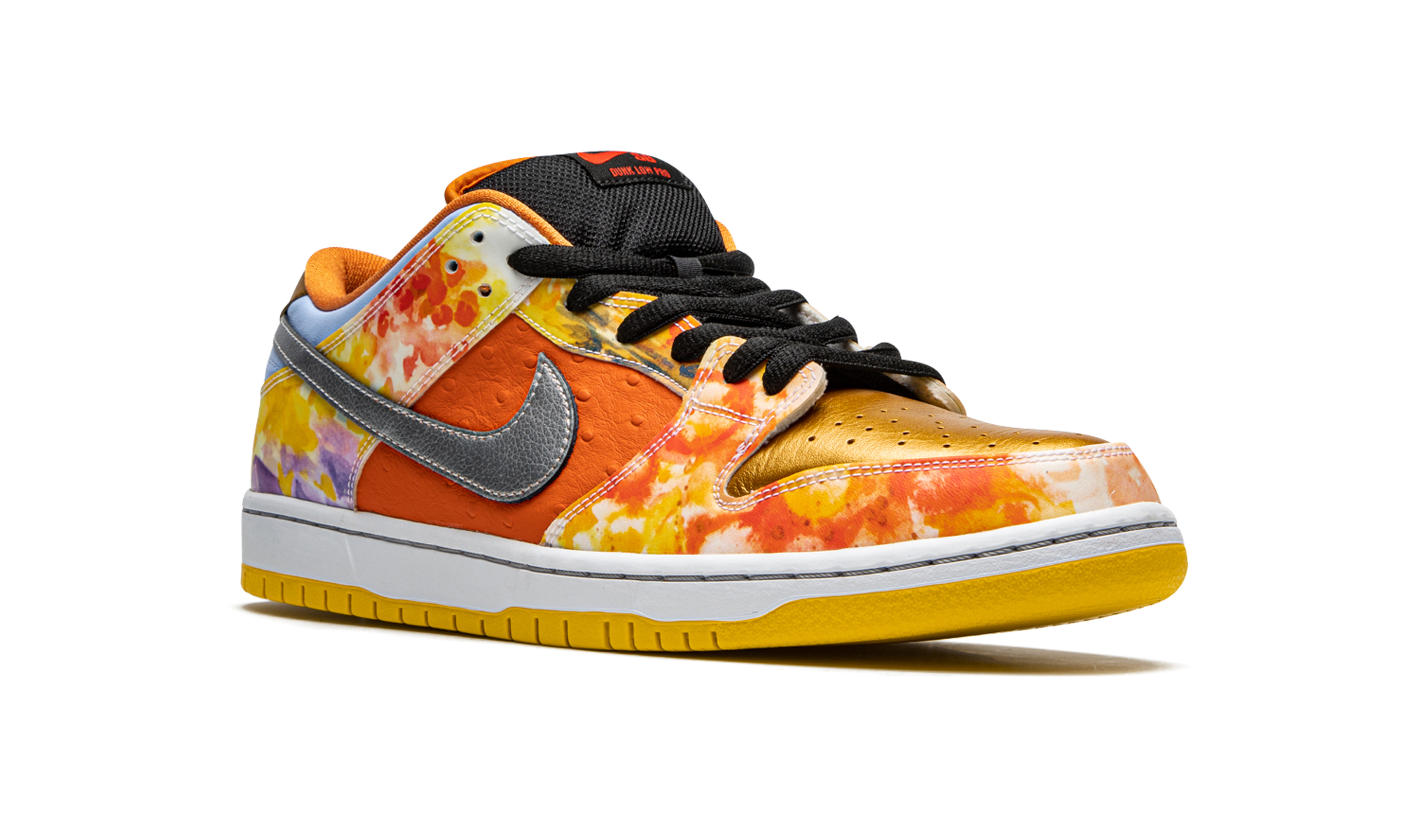 Nike SB Dunk Low Street Hawker (2021)
