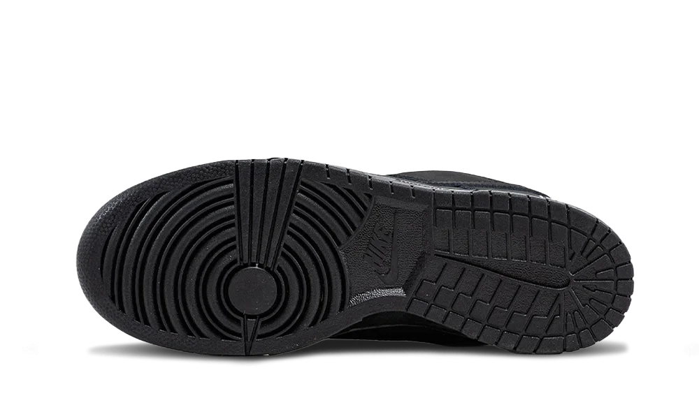 Nike SB Dunk Low Supreme Black 2
