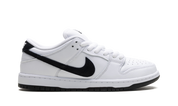 Nike SB Dunk Low 'White Black' 7