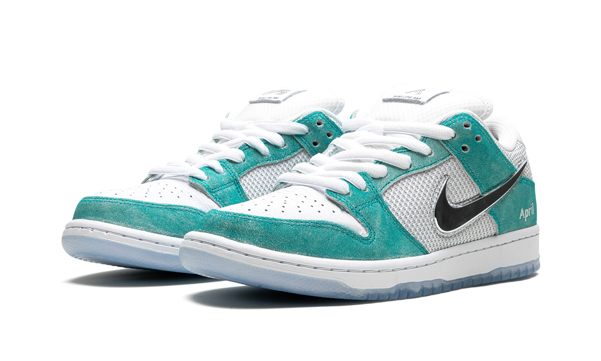 Nike SB Dunk Low x April Skateboards 3