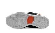 Nike SB Dunk Low x TIGHTBOOTH 6