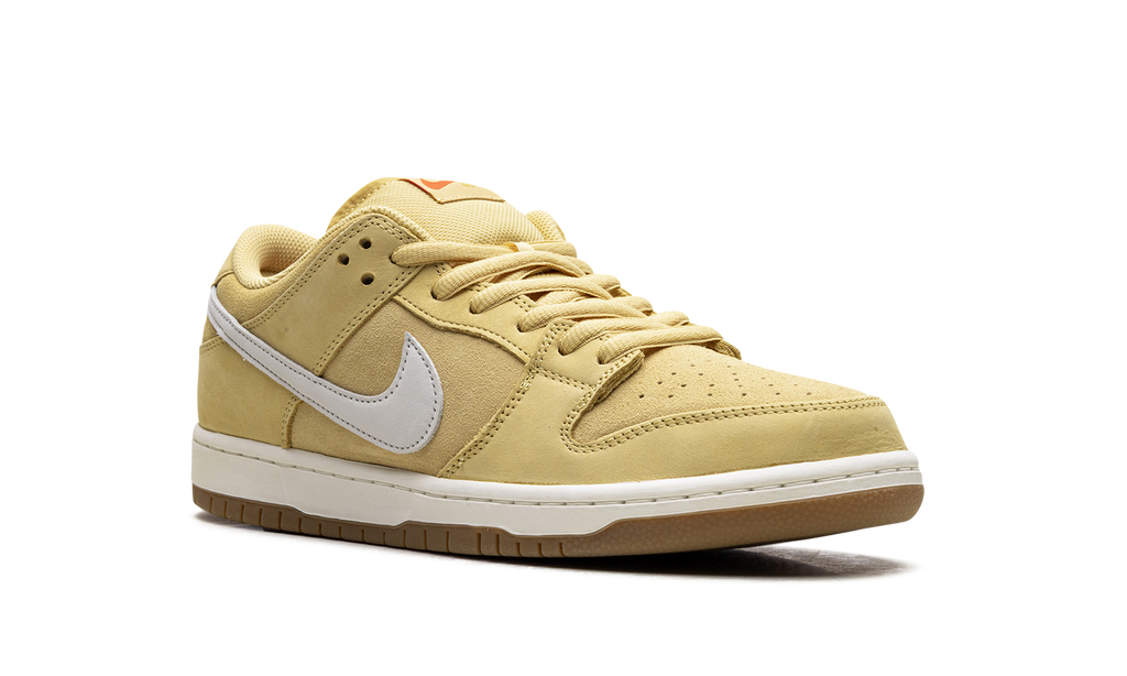 Nike SB Dunk LowSaturn Gold 2