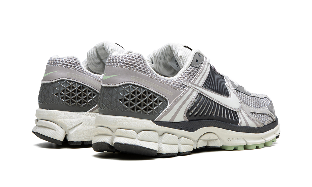 Nike Zoom Vomero 5 Cobblestone Flat Pewter (W) 4