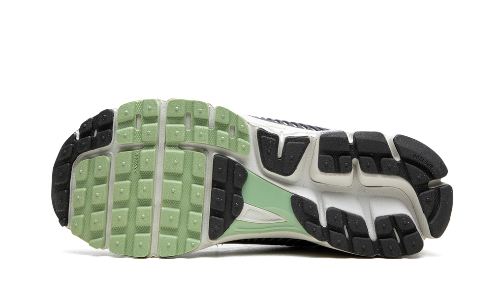 Nike Zoom Vomero 5 Cobblestone Flat Pewter (W) 6
