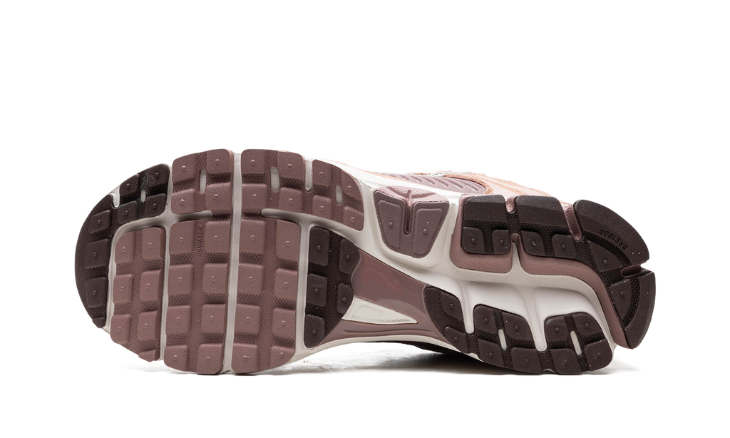 Nike Zoom Vomero 5 Dusted Clay 6
