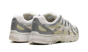 Nike P-6000 Phantom Light Army (W)