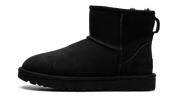UGG Classic Mini II Boot Black (W) 1