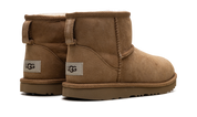 UGG Classic Mini II Chestnut (Child) 4