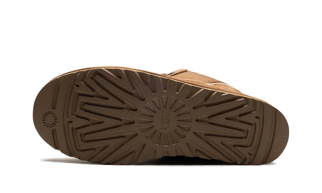 UGG Lowmel Chestnut 6