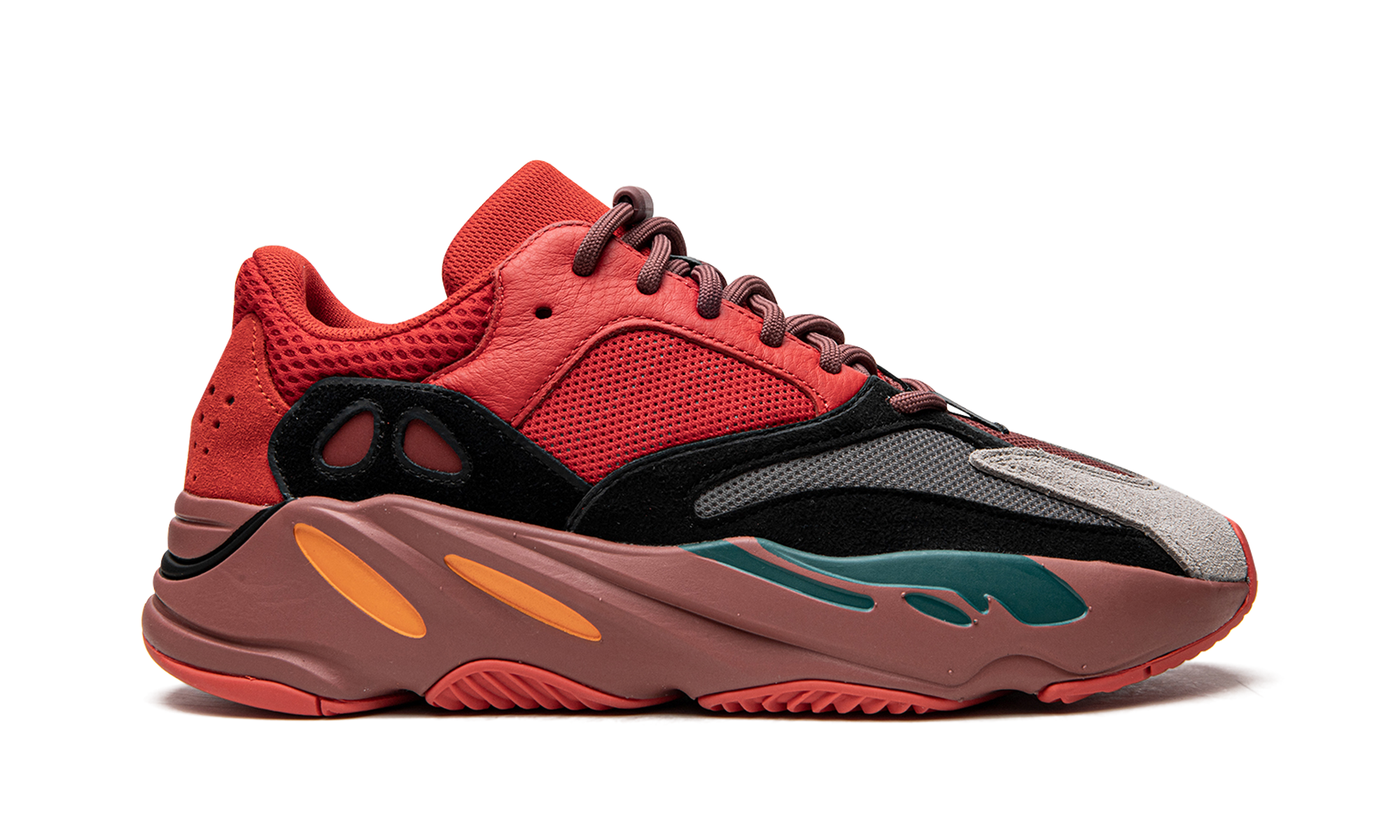 Yeezy 700 hi-res Red 7