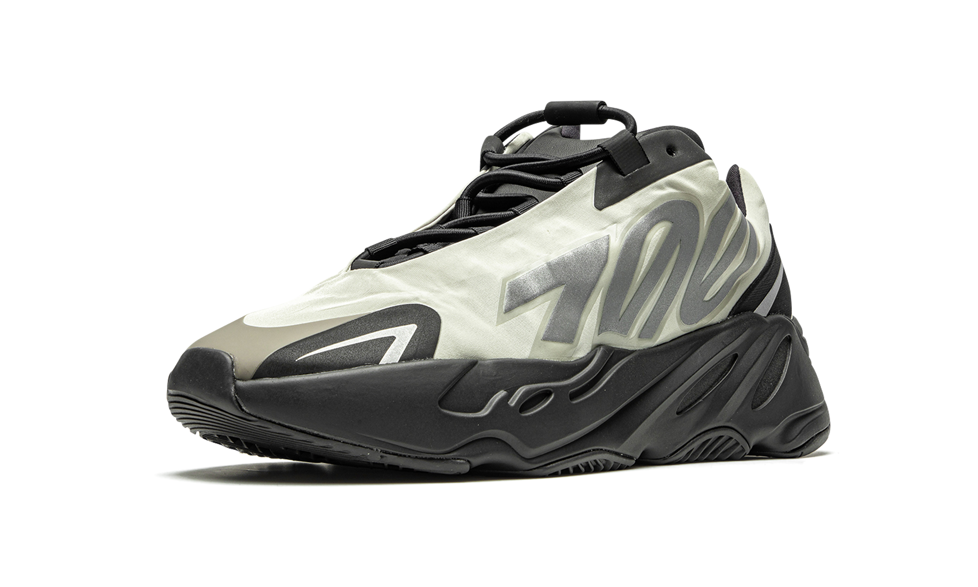 Yeezy 700 MNVN Bone 5