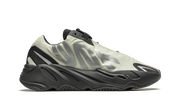 Yeezy 700 MNVN Bone 7