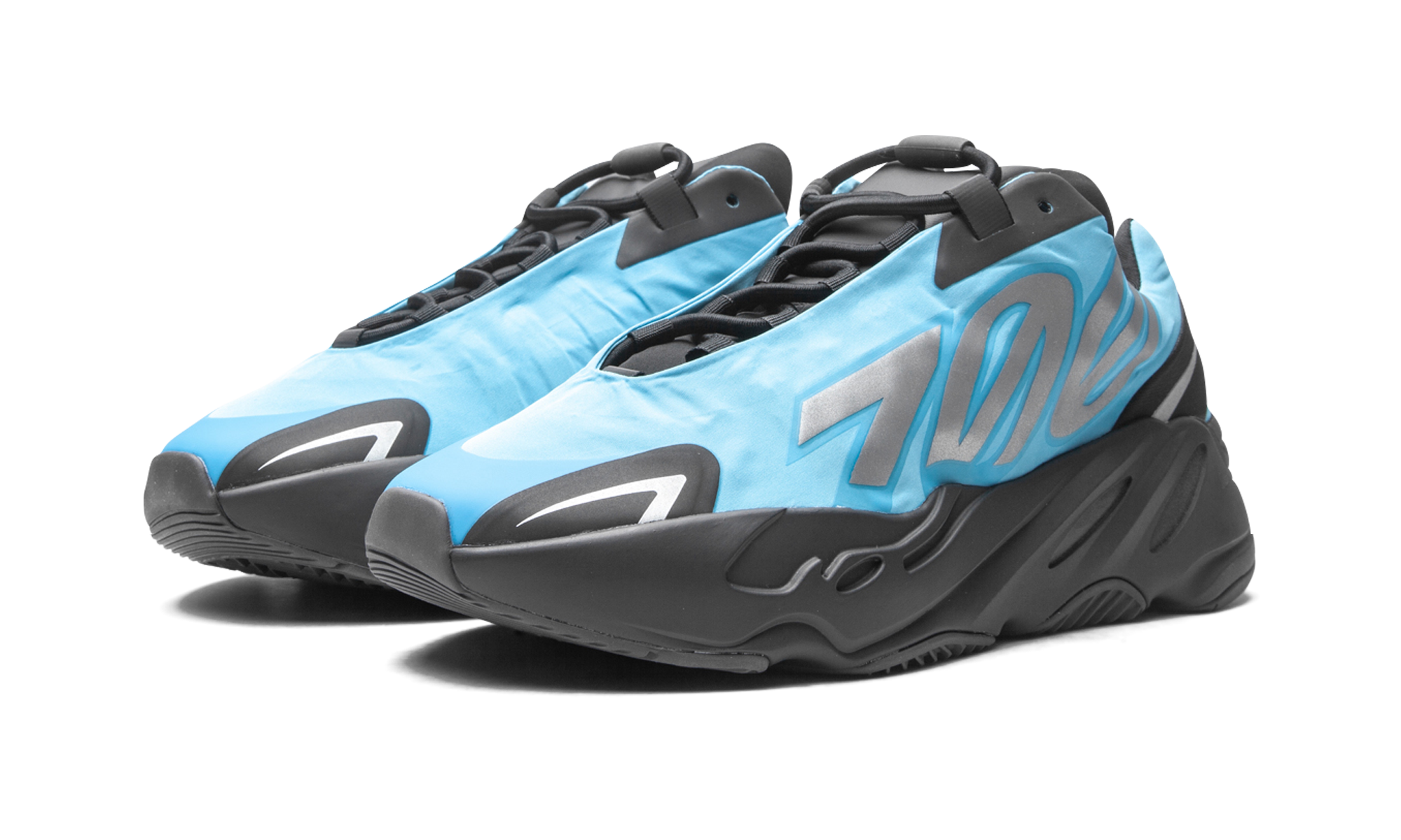 Yeezy 700 MNVN Bright Cyan 3