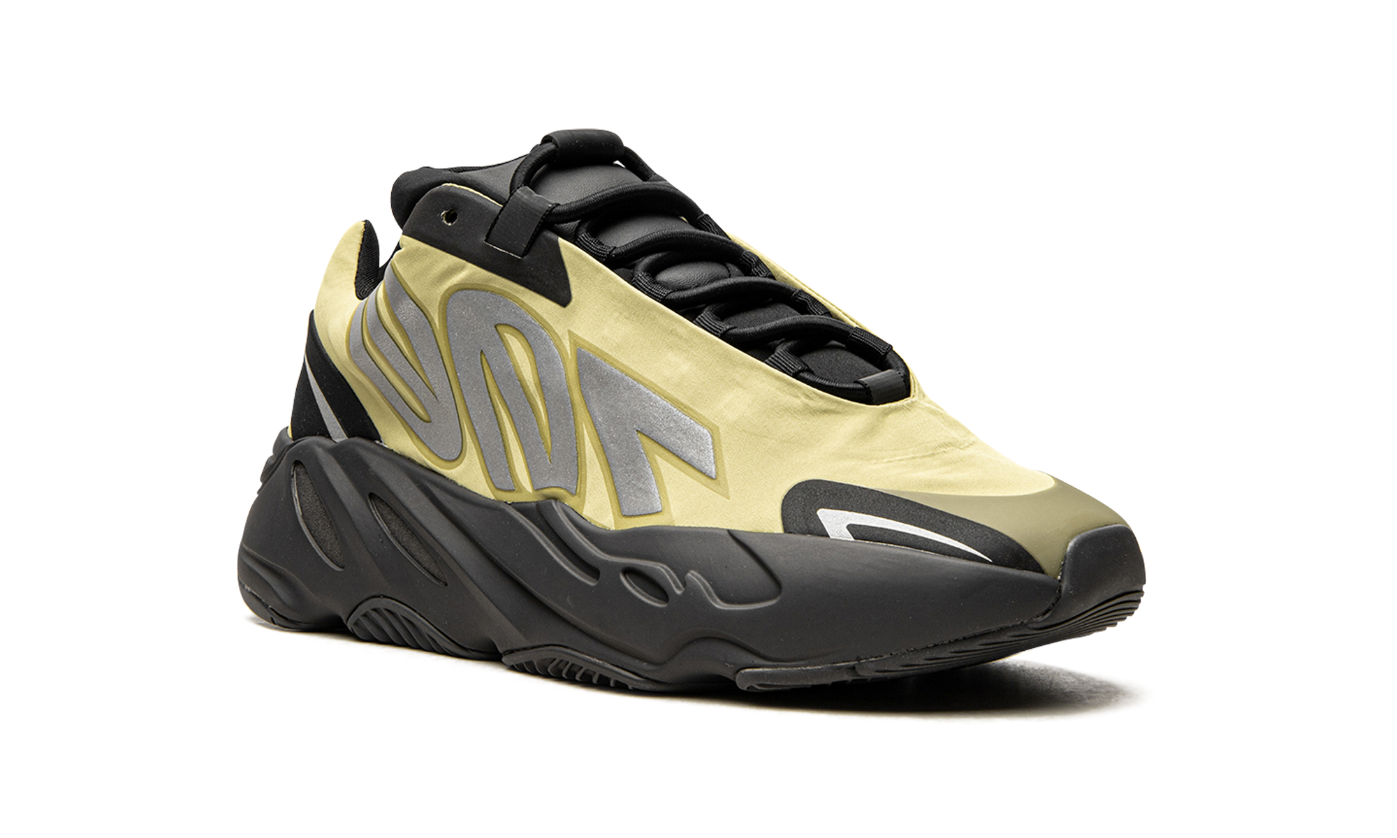 Yeezy 700 MNVN Resin 7