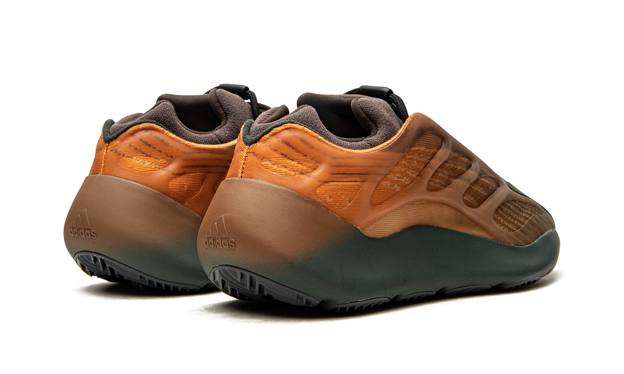 Yeezy 700 V3 Copper Bland 3