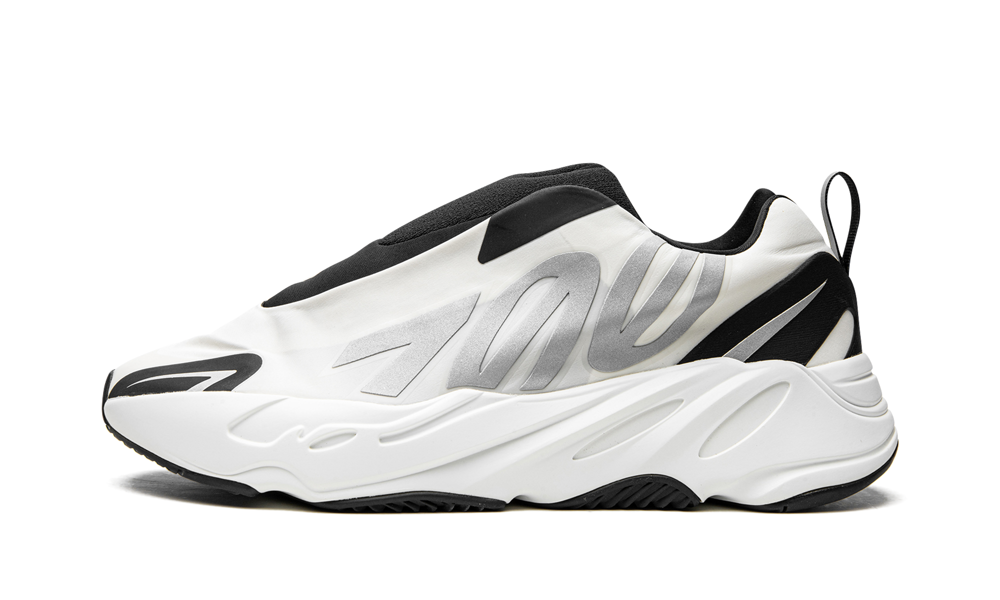 Yeezy Boost 700 MNVN Laceless Analog 1
