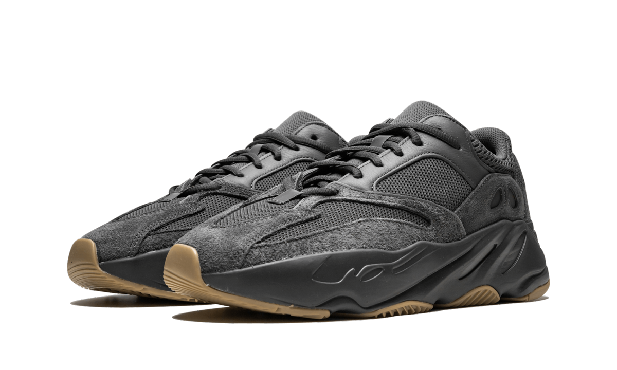 Yeezy Boost 700 V1 Utility Black 3