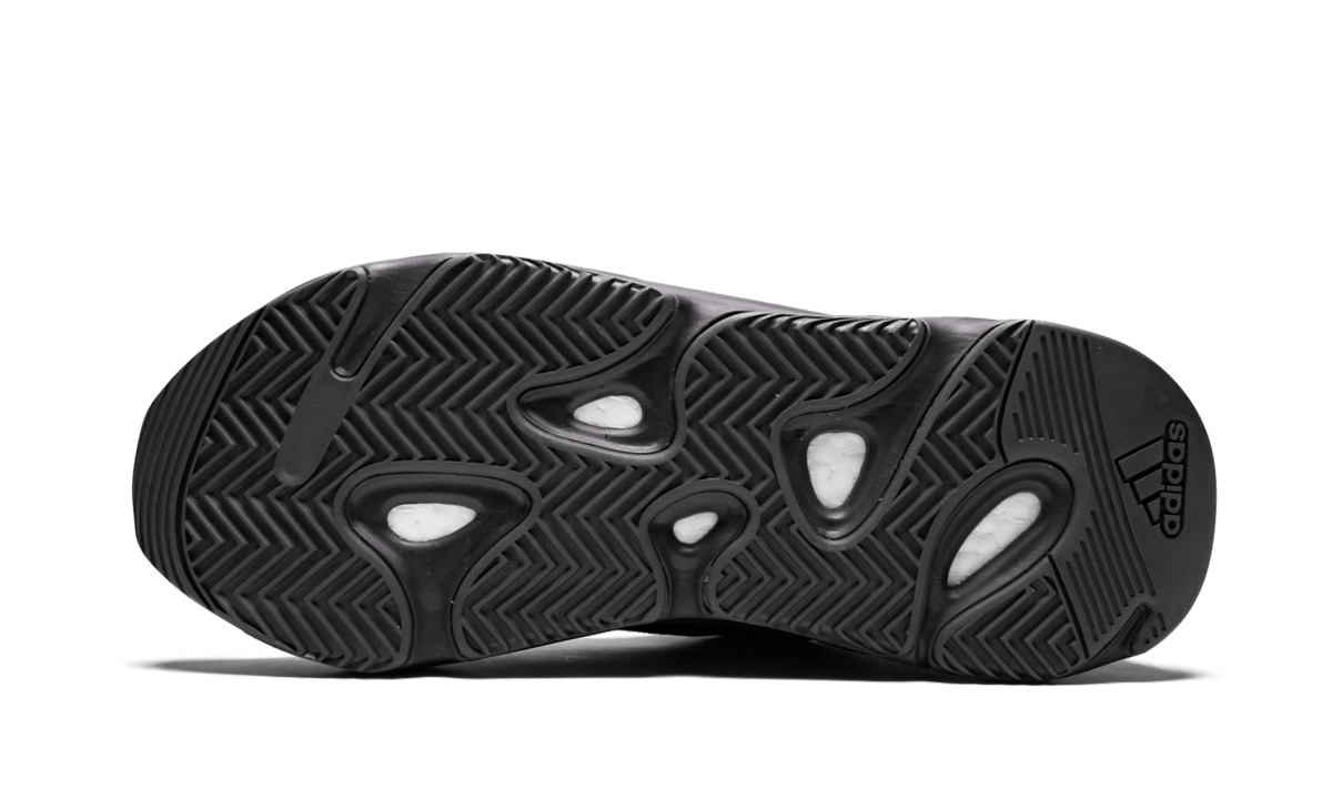Yeezy Boost 700 V2 Vanta 2