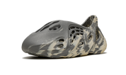 Yeezy Foam RNNR MXT Moon Gray 5