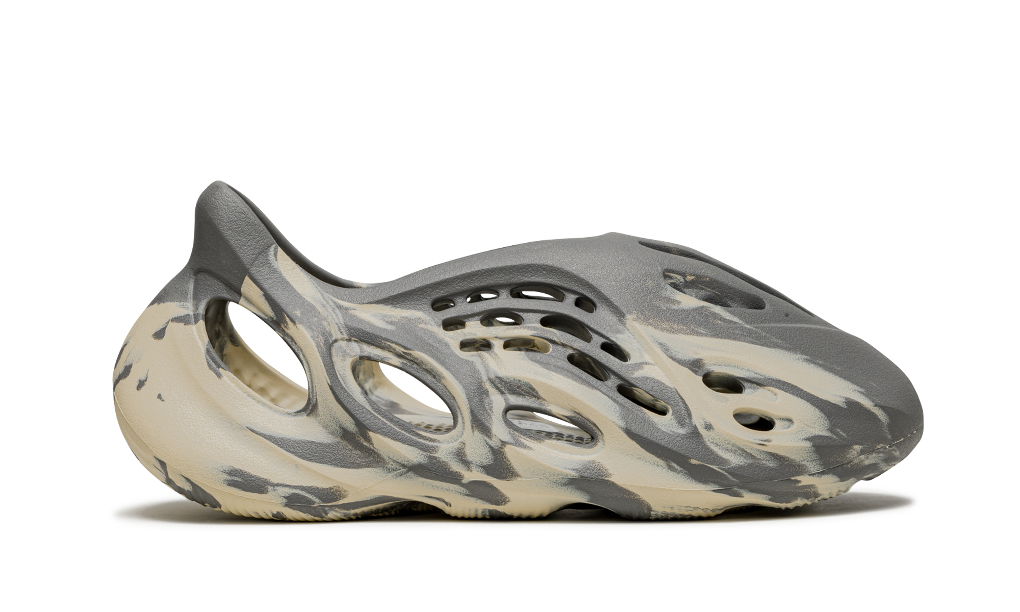Yeezy Foam RNNR MXT Moon Gray 7