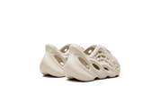 Yeezy Foam RNR Sand (Infants) 4